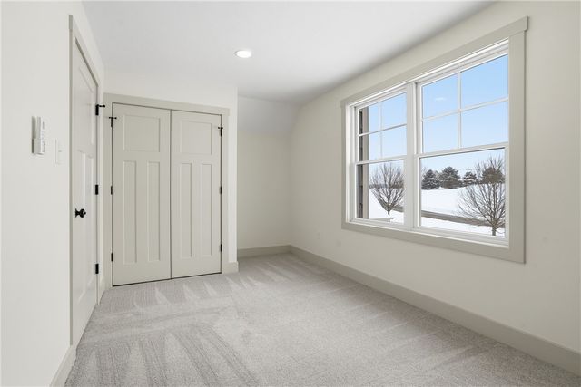 103 Vista Ct, Lancaster Twp, PA 16037