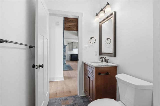 103 Vista Ct, Lancaster Twp, PA 16037