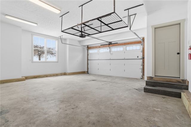 103 Vista Ct, Lancaster Twp, PA 16037