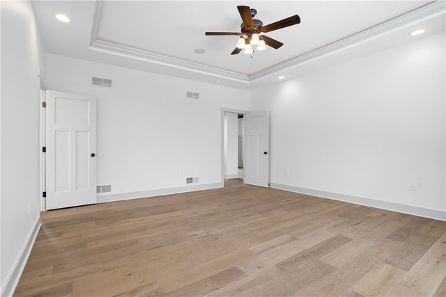 103 Vista Ct, Lancaster Twp, PA 16037