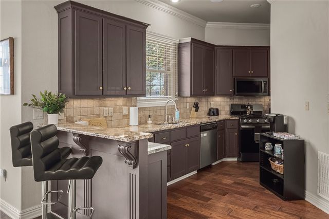 2640 Everest Avenue, Rogers, AR 72758