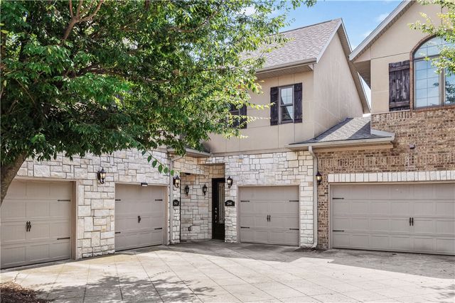 2640 Everest Avenue, Rogers, AR 72758