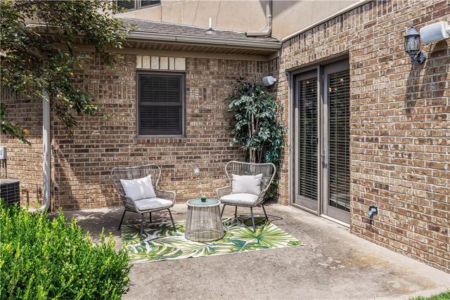 2640 Everest Avenue, Rogers, AR 72758