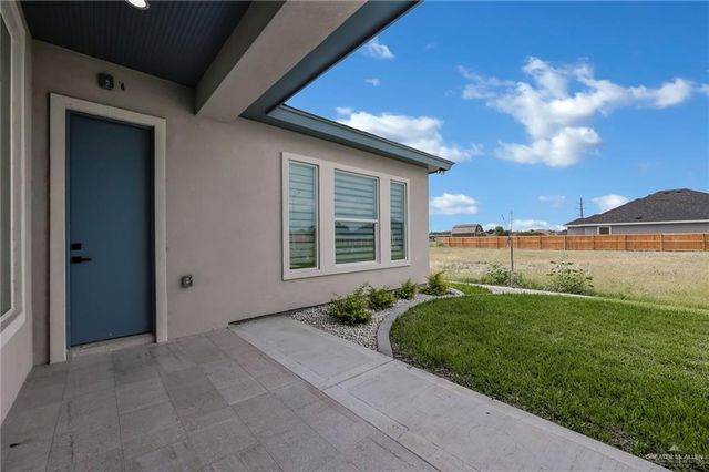 3005 N Alyna Avenue, Edinburg, TX 78541