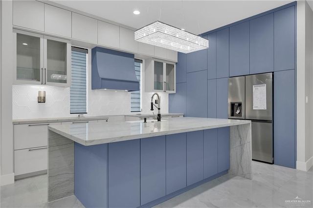 3005 N Alyna Avenue, Edinburg, TX 78541