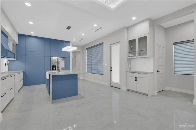 3005 N Alyna Avenue, Edinburg, TX 78541