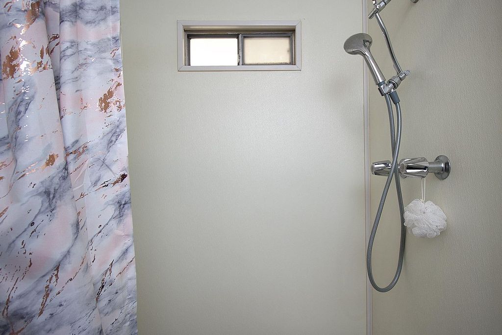 Image 16 of property listing at 221 W Herndon Avenue # 27, Fresno, CA 93650