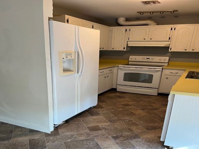 1234 36th Avenue SW, Vero Beach, FL 32968