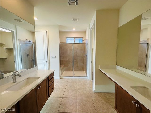 10302 Kesington Drive, Las Vegas, NV 89135