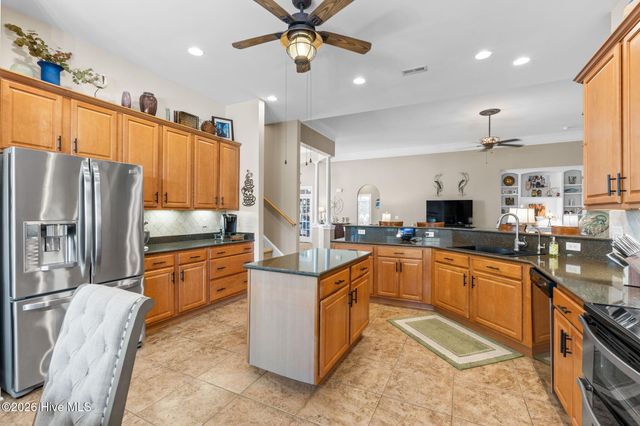 693 Donmovin Court NW, Calabash, NC 28467