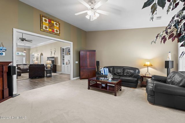 693 Donmovin Court NW, Calabash, NC 28467