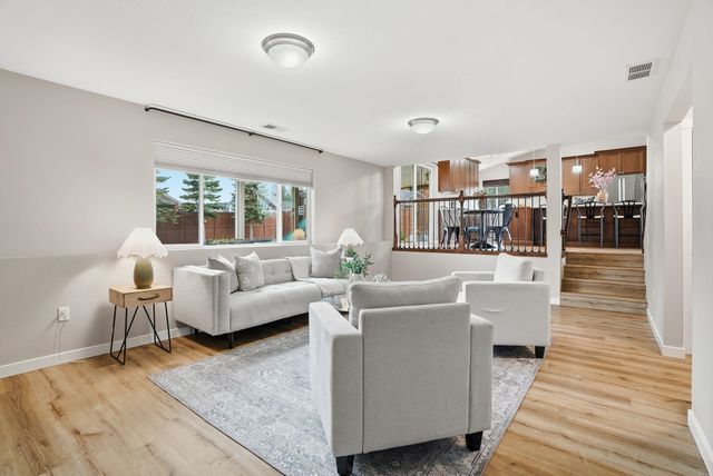 14 E Lindsey Ln, Spokane, WA 99208