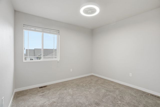 14 E Lindsey Ln, Spokane, WA 99208