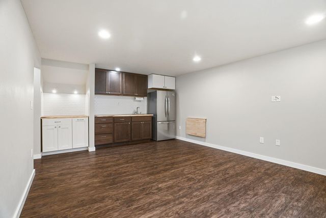 14 E Lindsey Ln, Spokane, WA 99208