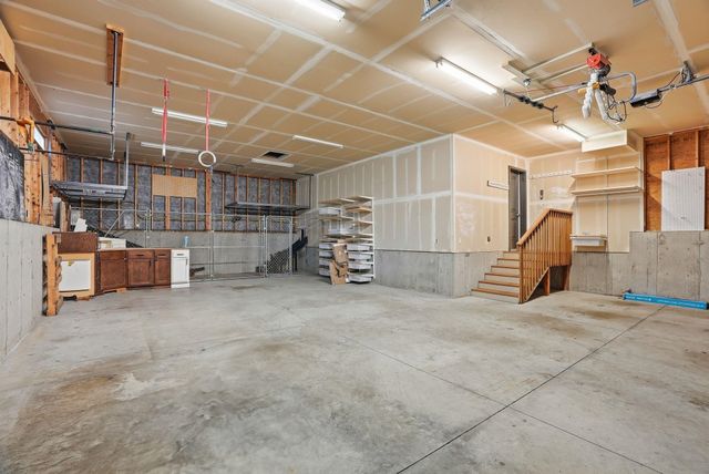 14 E Lindsey Ln, Spokane, WA 99208