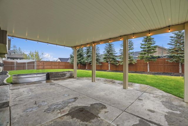 14 E Lindsey Ln, Spokane, WA 99208