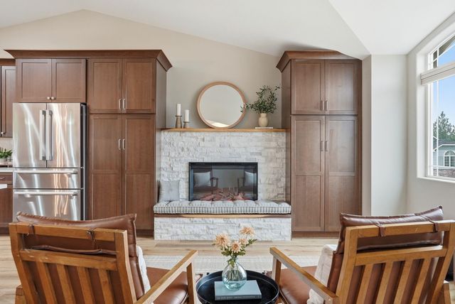 14 E Lindsey Ln, Spokane, WA 99208