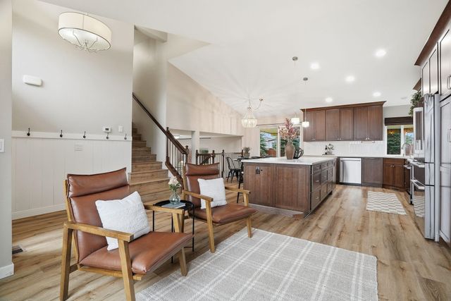 14 E Lindsey Ln, Spokane, WA 99208