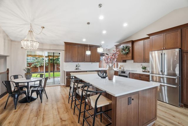 14 E Lindsey Ln, Spokane, WA 99208