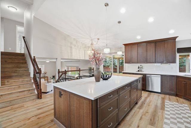 14 E Lindsey Ln, Spokane, WA 99208