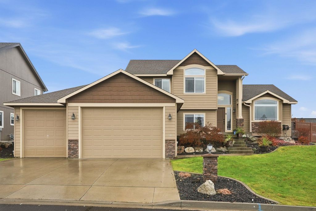 14 E Lindsey Ln, Spokane, WA 99208