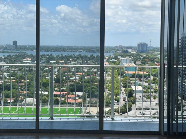 7601 E Treasure Dr 2104, North Bay Village, FL 33141