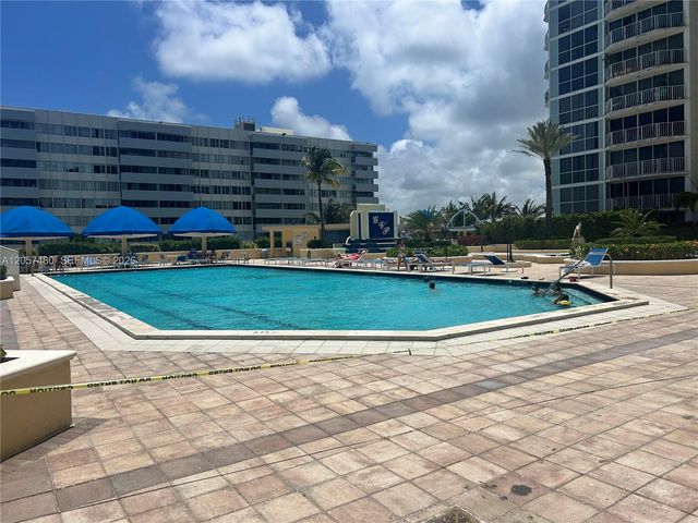 7601 E Treasure Dr 2104, North Bay Village, FL 33141