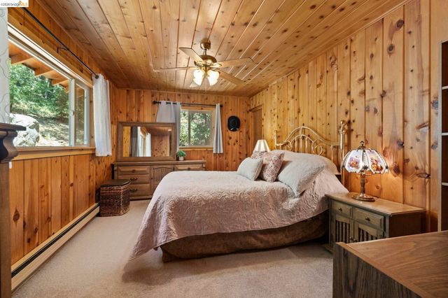 20836 Hiki Pl., Mi Wuk Village, CA 95346