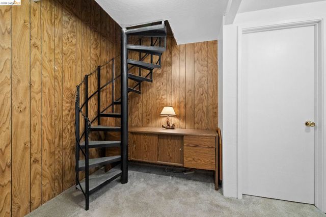 20836 Hiki Pl., Mi Wuk Village, CA 95346