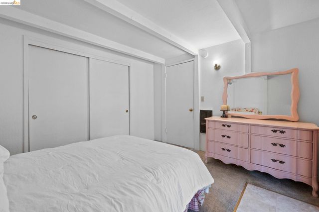 20836 Hiki Pl., Mi Wuk Village, CA 95346