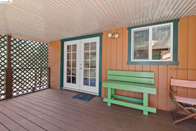 20836 Hiki Pl., Mi Wuk Village, CA 95346