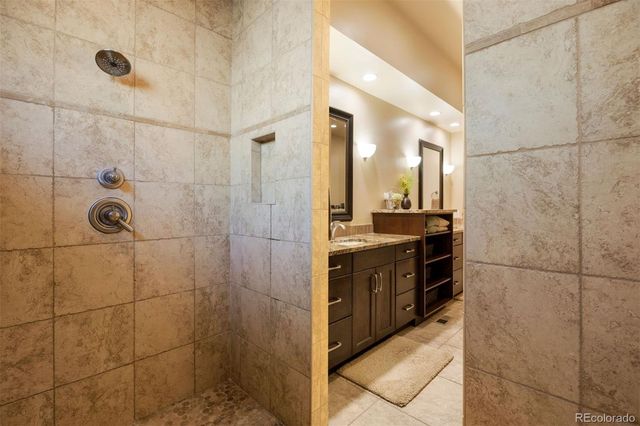 4374 Chateau Ridge Lane, Castle Rock, CO 80108