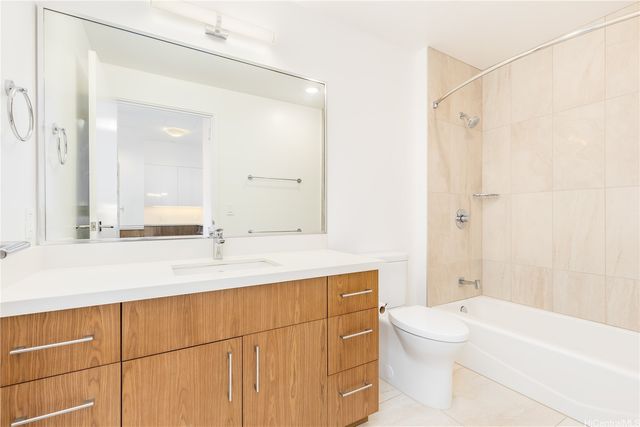 629 Keeaumoku Street 4105, Honolulu, HI 96814