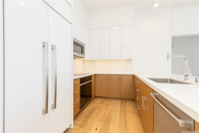 629 Keeaumoku Street 4105, Honolulu, HI 96814