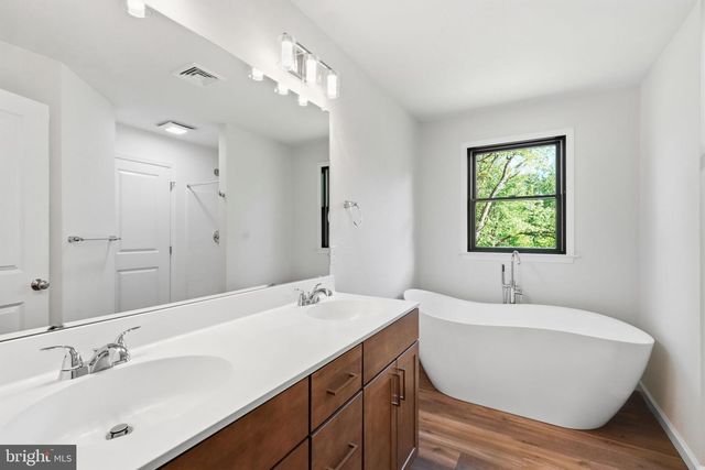410 E ROSE TREE RD, Media, PA 19063