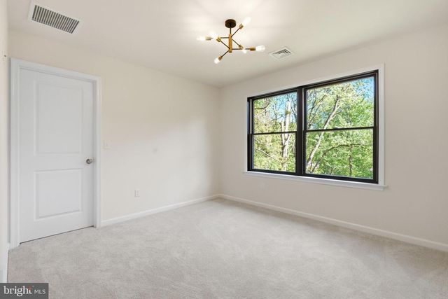 410 E ROSE TREE RD, Media, PA 19063