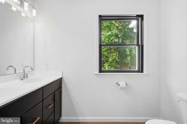 410 E ROSE TREE RD, Media, PA 19063