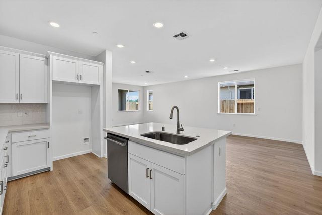 2038 Marlette Way, Lincoln, CA 95648