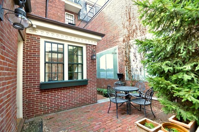 79 Pinckney, Boston, MA 02114