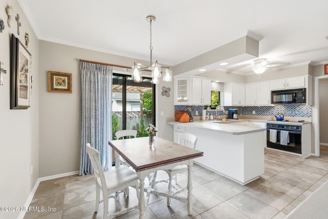 8237 SHADE TREE Court, Jacksonville, FL 32256