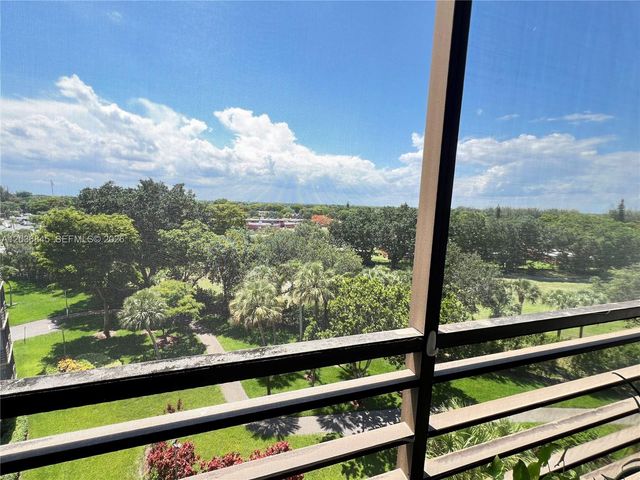 1400 Saint Charles Pl 701, Pembroke Pines, FL 33026