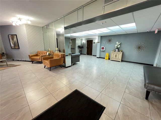 1400 Saint Charles Pl 701, Pembroke Pines, FL 33026