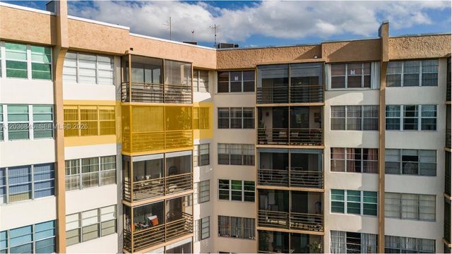 1400 Saint Charles Pl 701, Pembroke Pines, FL 33026