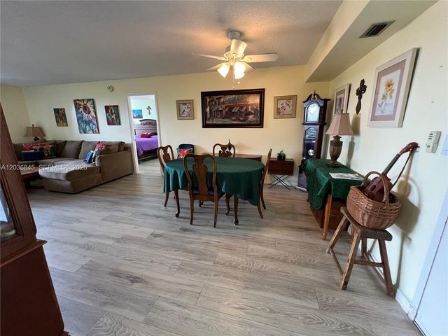 1400 Saint Charles Pl 701, Pembroke Pines, FL 33026