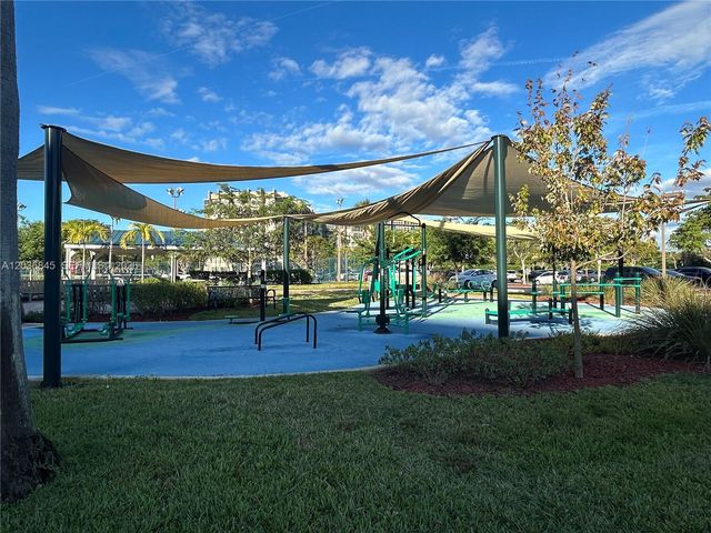 1400 Saint Charles Pl 701, Pembroke Pines, FL 33026
