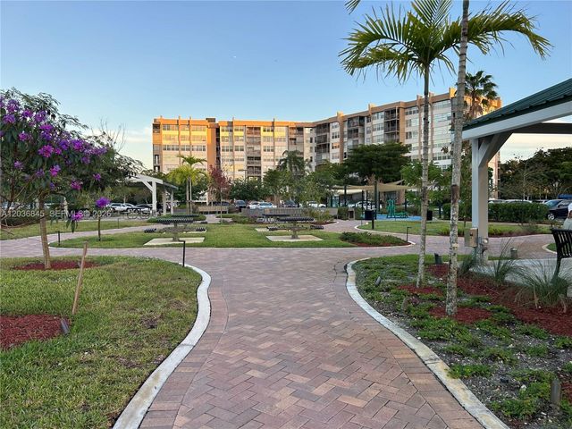 1400 Saint Charles Pl 701, Pembroke Pines, FL 33026
