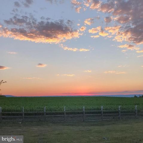 15423 CAMDEN DRIVE N, Greencastle, PA 17225