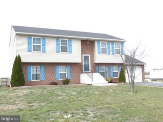 15423 CAMDEN DRIVE N, Greencastle, PA 17225