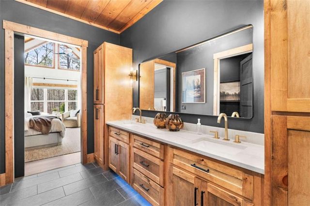 1420 Henry Evans Road, Ellijay, GA 30540