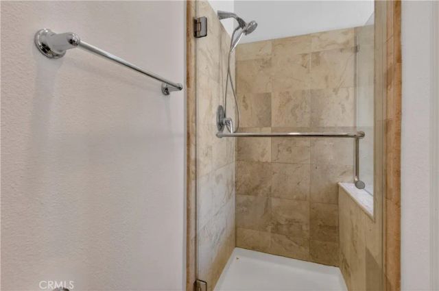 829 Calle La Primavera, Glendale, CA 91208